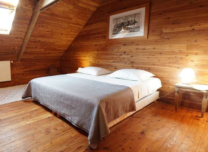 Chambre de 15 m2 75 euros la nuité