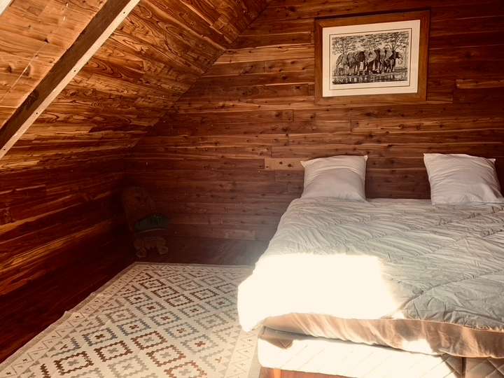 Chambre de 15 m2 70 euros la nuité, uniquement louée pour les groupes